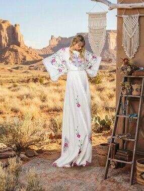 Elegant Reversible Floral Embroidered Long Sleeve Dress